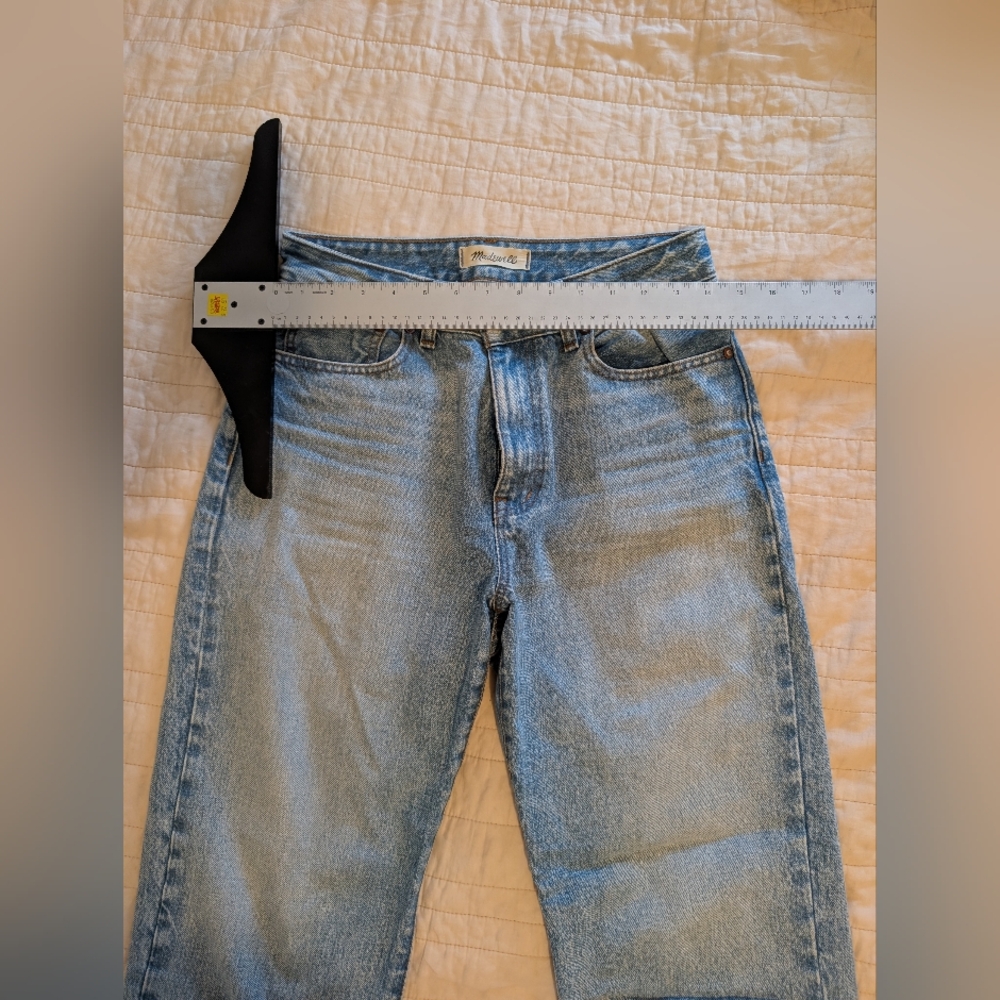 Madewell Light Blue Curvy 90s Straight Women’s Jeans